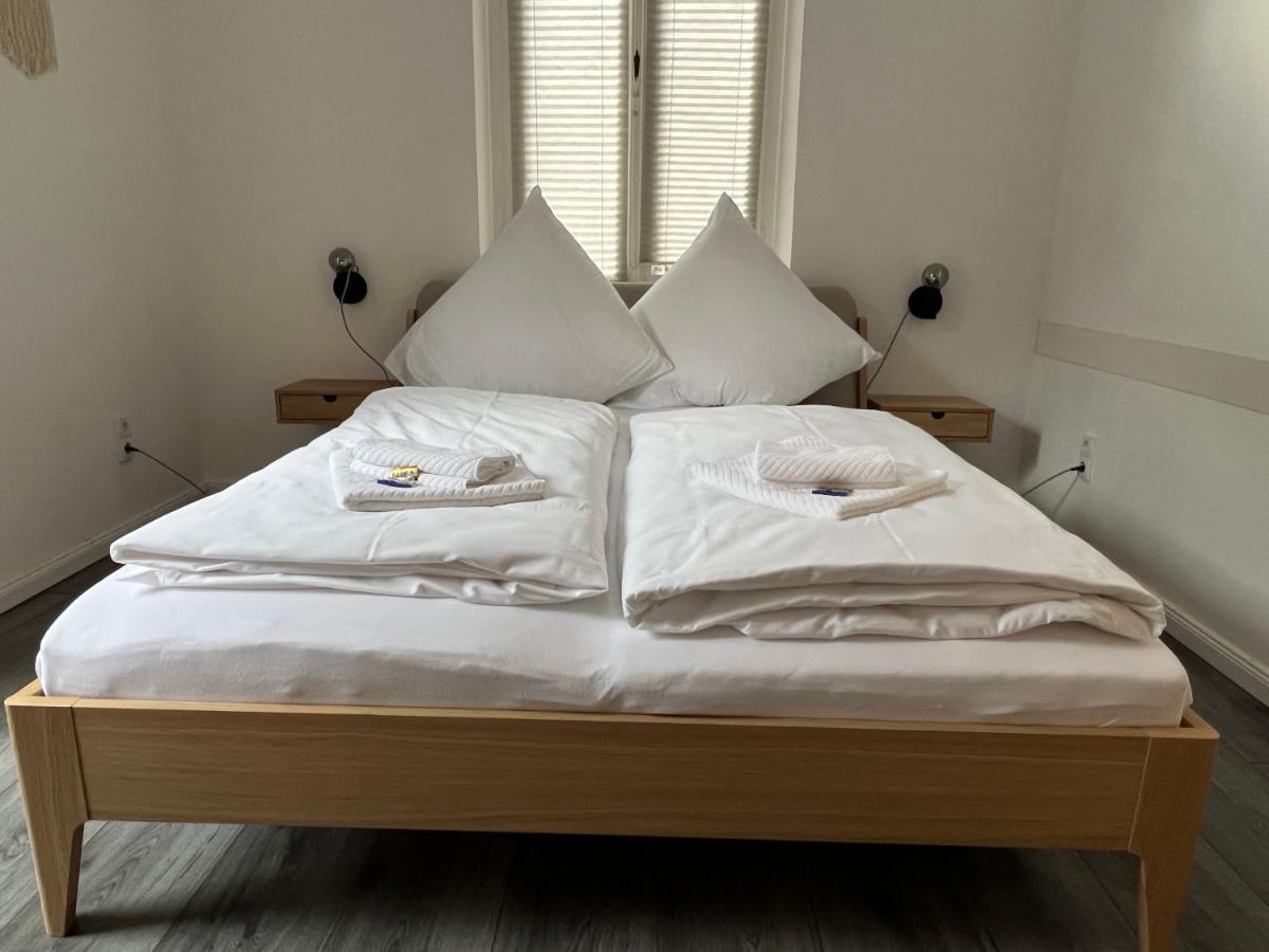Direkter Moselblick I Altbau I 4 Personen I Terrasse Apartamento Sankt Aldegund Exterior foto